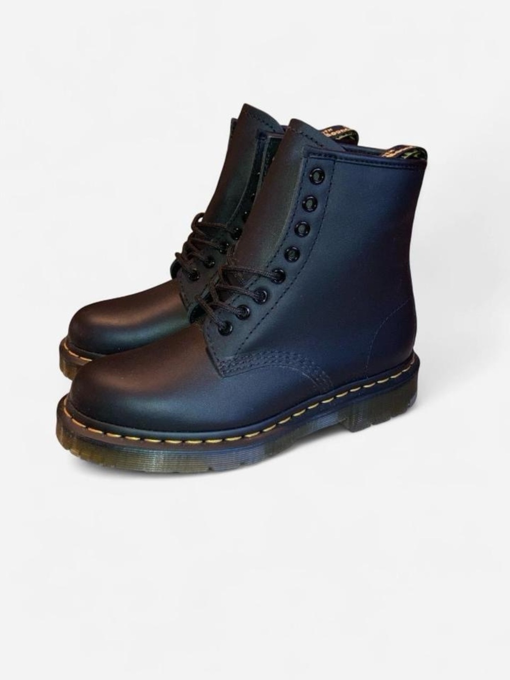 Dr. Martens 1460 Slip Resistant - Picture 3 of 8